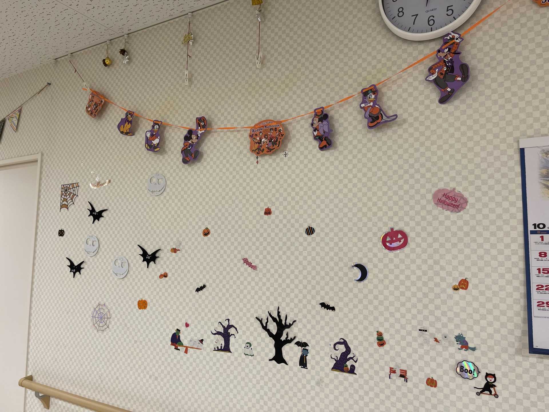 【日常】ハロウィンの飾りつけ